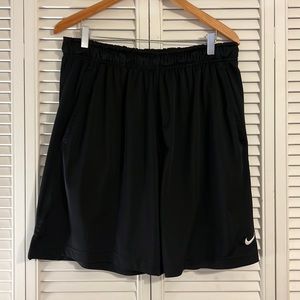 Men’s Black XL Nike Athletic Shorts